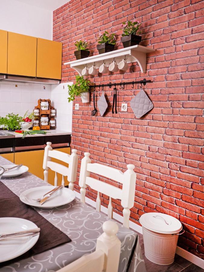 Apartmani Maretimo Primosten Ngoại thất bức ảnh